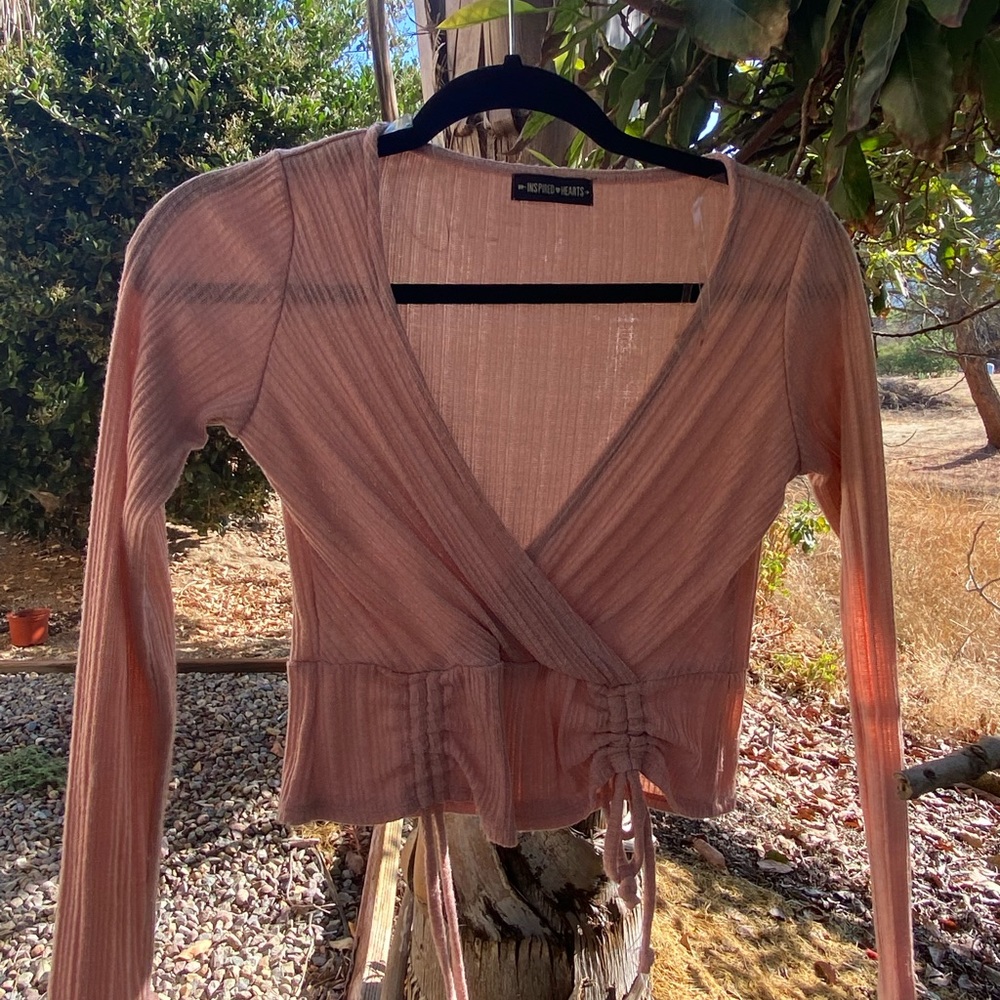 Long sleeve V-neck top